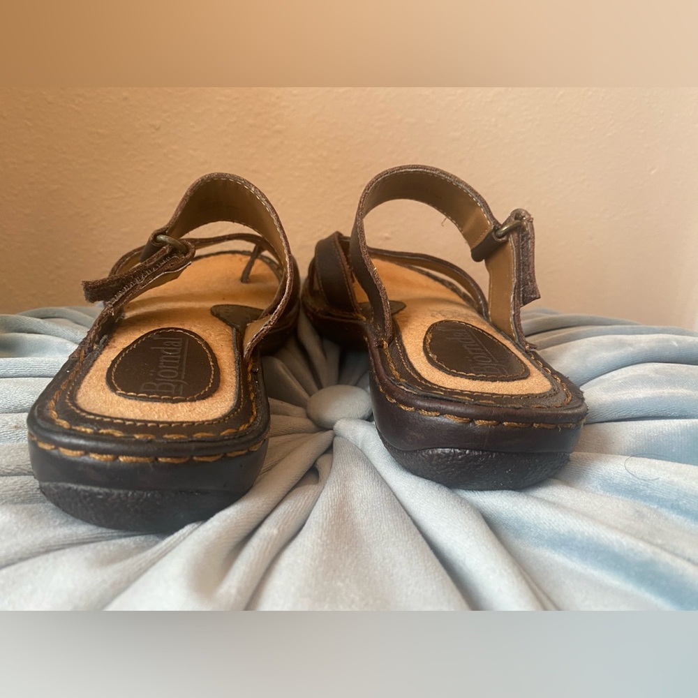 - Like NEW Bjorndal Sandals 6.5 Super Comfy Brown - Picture 3 of 6